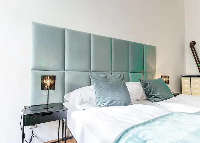 Bright 1br 10 Min From Heart Of Apartmán