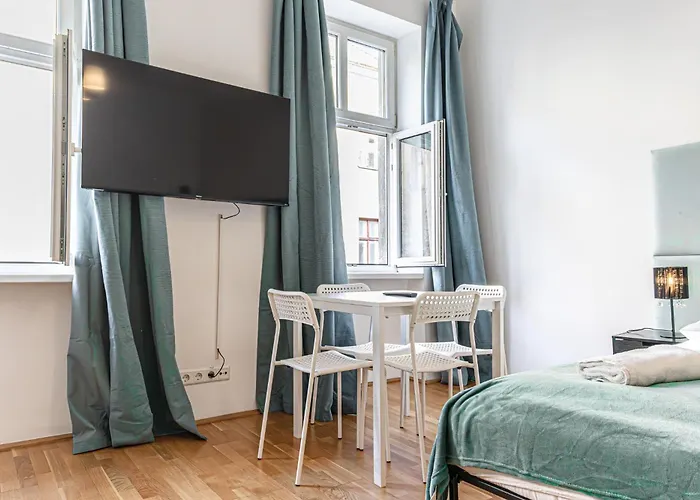 Bright 1br 10 Min From Heart Of Apartmán
