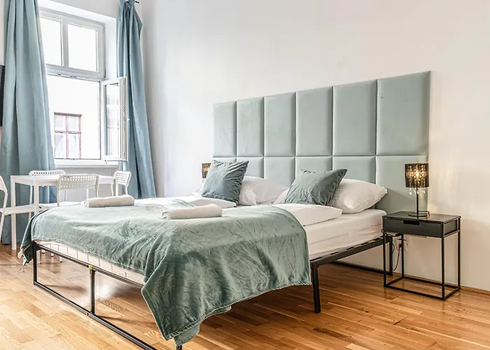 Apartmán Bright 1br 10 Min From Heart Of *